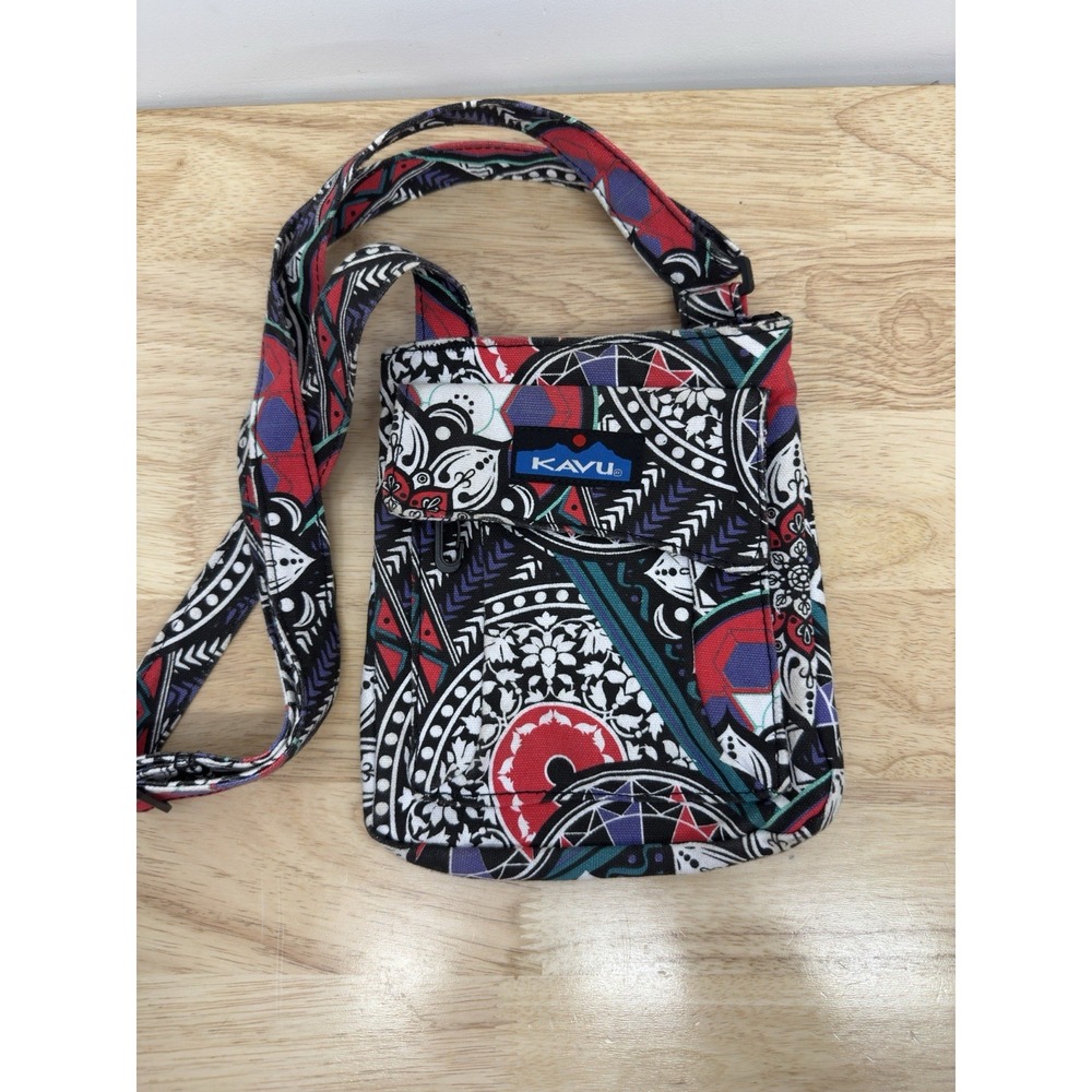 KAVU Keeper Crossbody Bag Spring Hodgepoge Adventure Hiking‎ Satchel Purse #37
